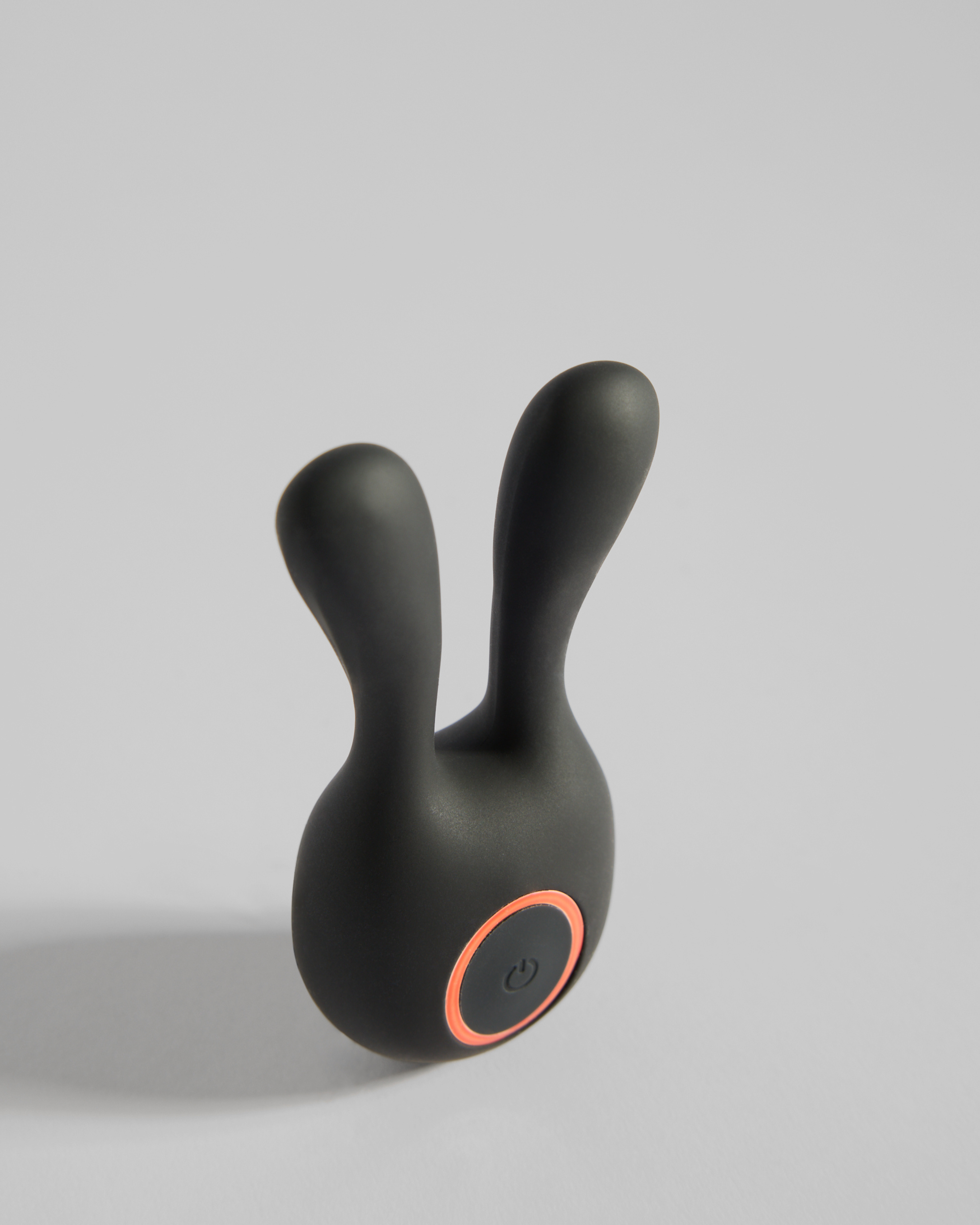 The Lulu Twin Ear Silicone Massager : Black