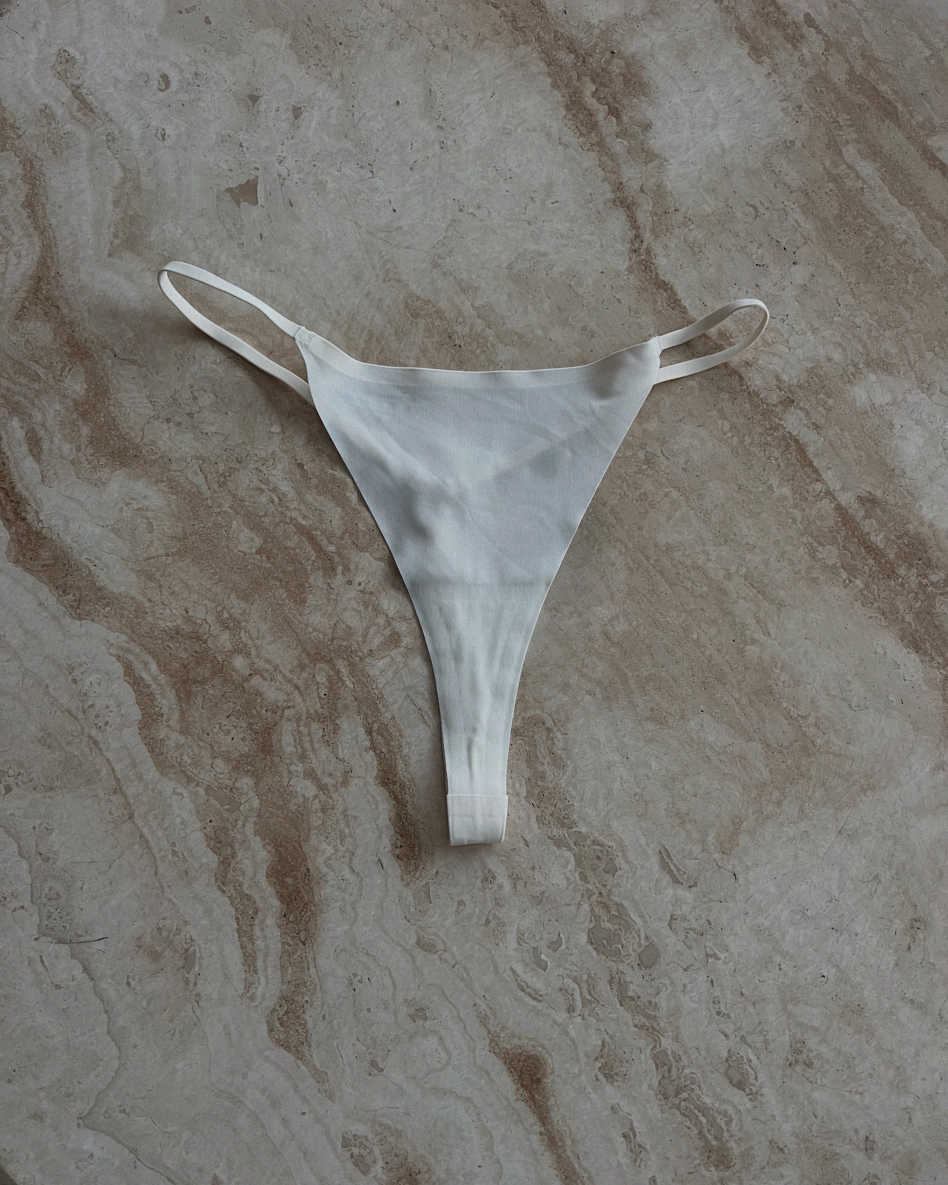 The Kim Signature T-String Thong : Vanilla